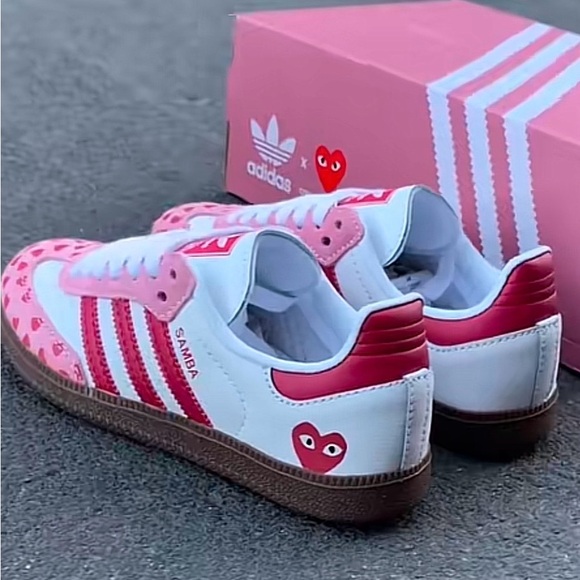 NWT!!! Adidas Samba Pink and Red Heart Sneakers - Picture 6 of 11